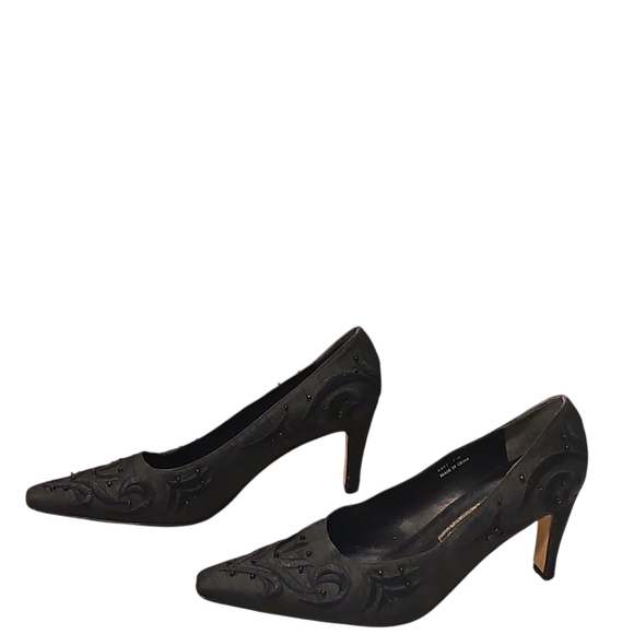 Shoes - J. Renee Elegant Black Pumps